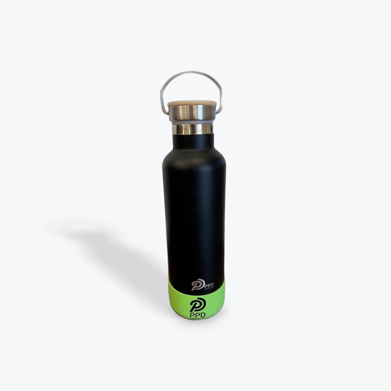 Black 750ml Insulated Water Bottle – Power Drink Hydration