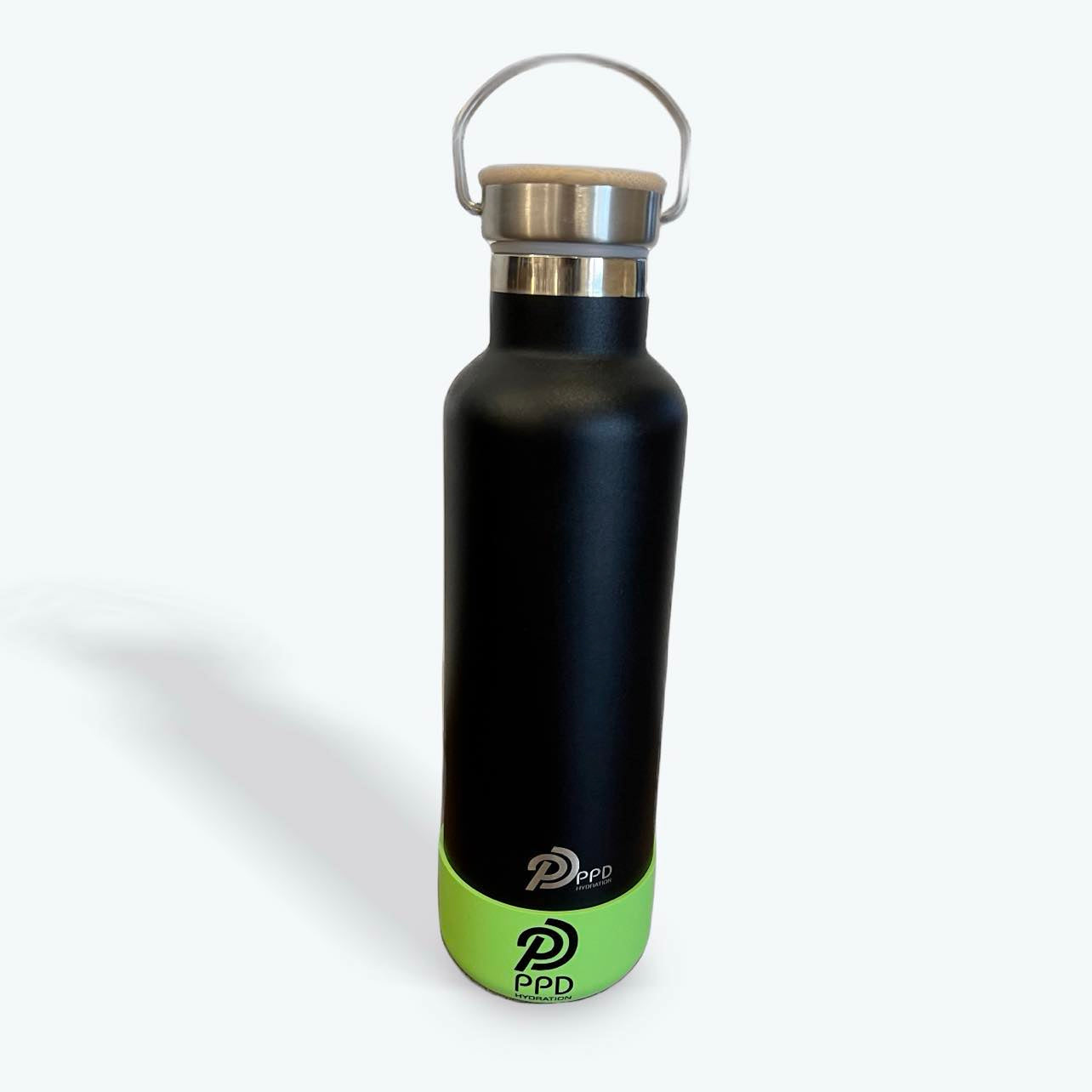 Black 750ml Insulated Water Bottle – Power Drink Hydration