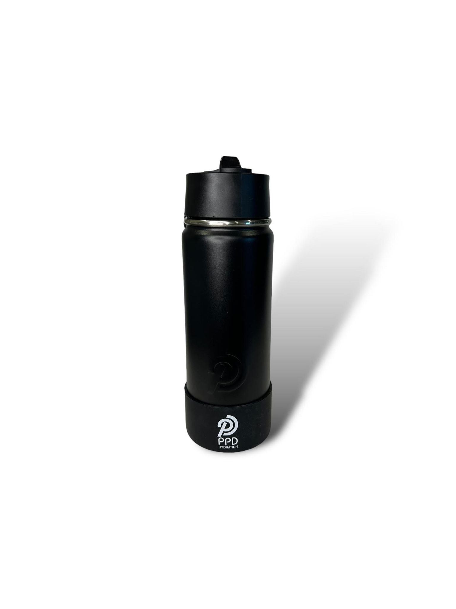 black 750ml 25oz stainless steel double insulated water bottle with black bumper and sports lid with long straw engravable