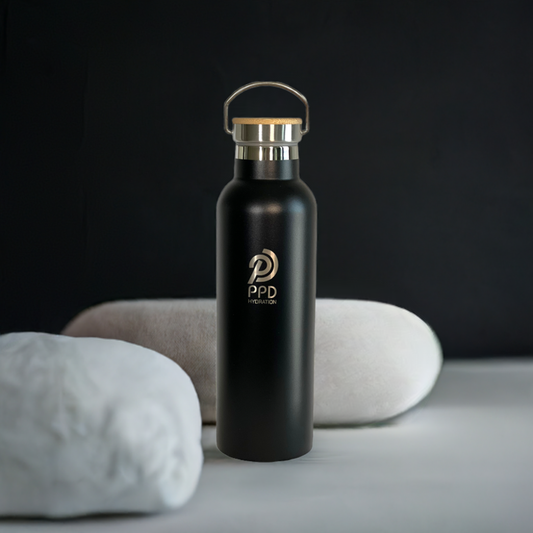Black 750ml Insulated Water Bottle – Power Drink Hydration