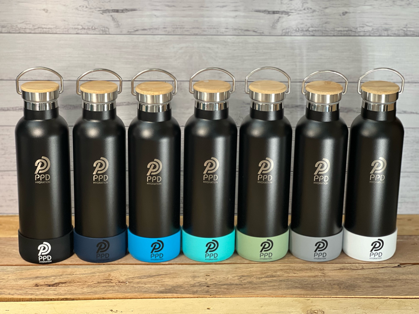 Black 750ml Insulated Water Bottle – Power Drink Hydration