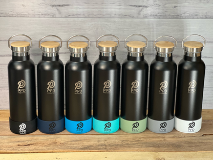 Black 750ml Insulated Water Bottle – Power Drink Hydration