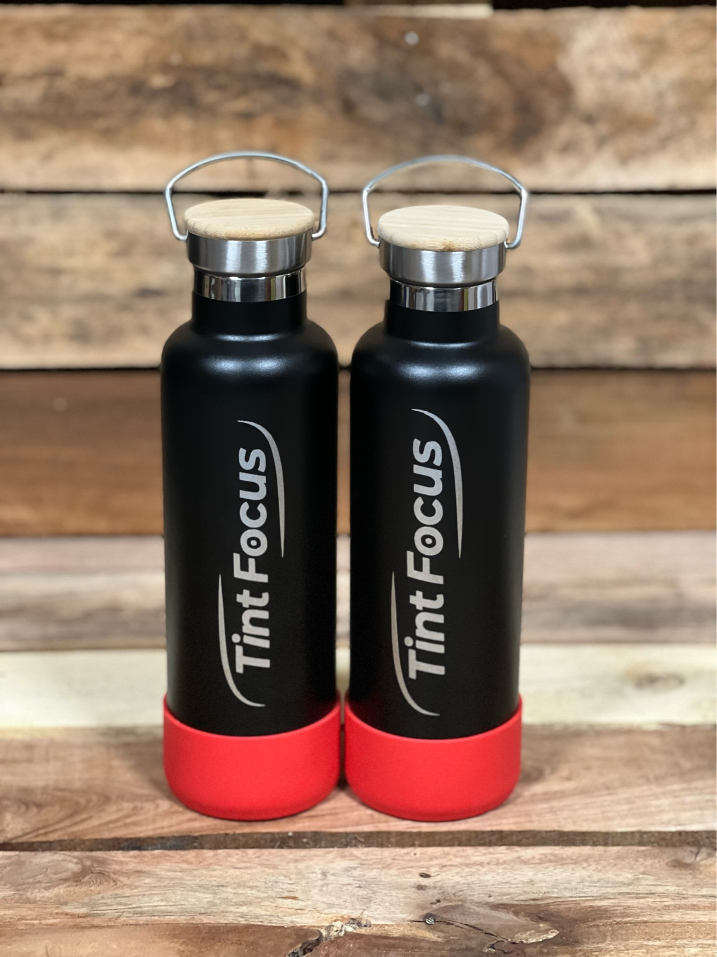 Black 750ml Insulated Water Bottle – Power Drink Hydration