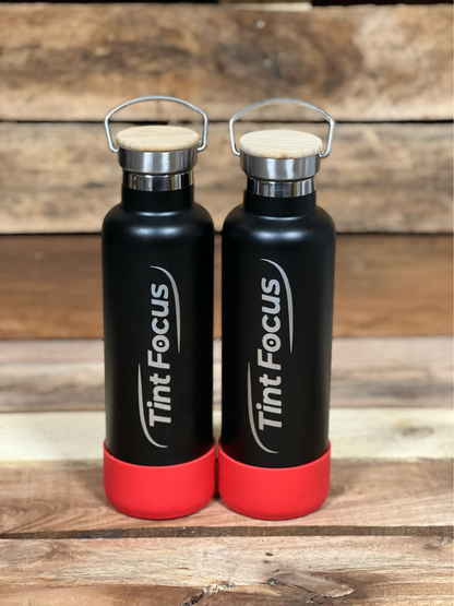 Black 750ml Insulated Water Bottle – Power Drink Hydration