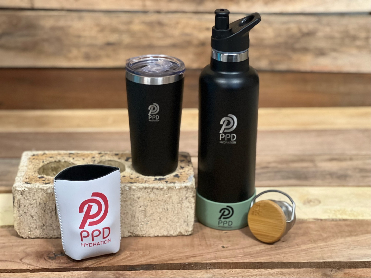 Black 750ml Insulated Water Bottle – Power Drink Hydration