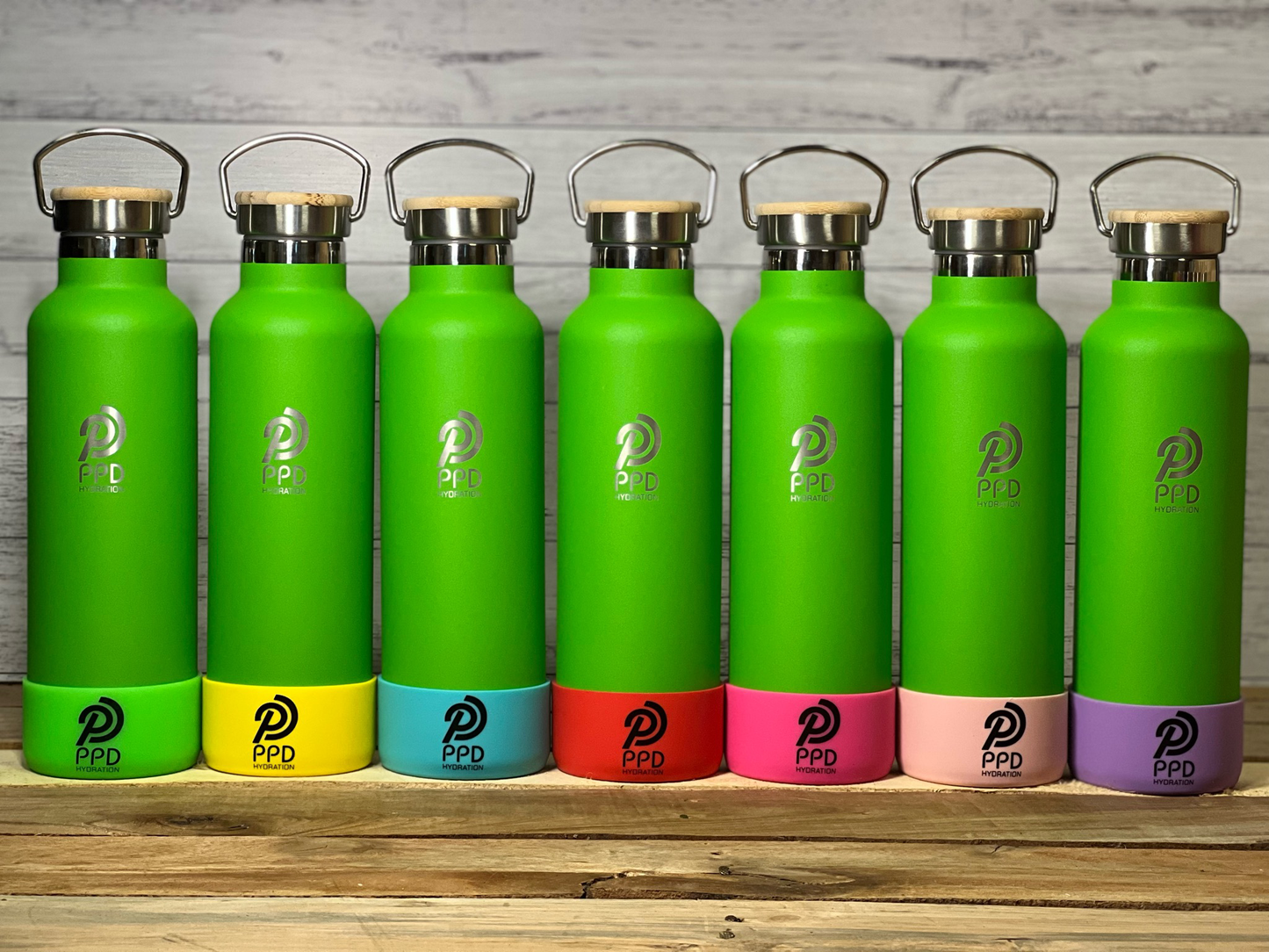 Green 750ml Insulated Water Bottle – Power Drink Hydration
