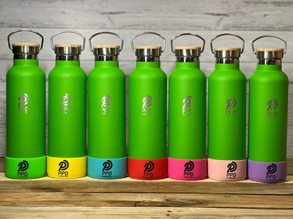 Green 750ml Insulated Water Bottle – Power Drink Hydration

